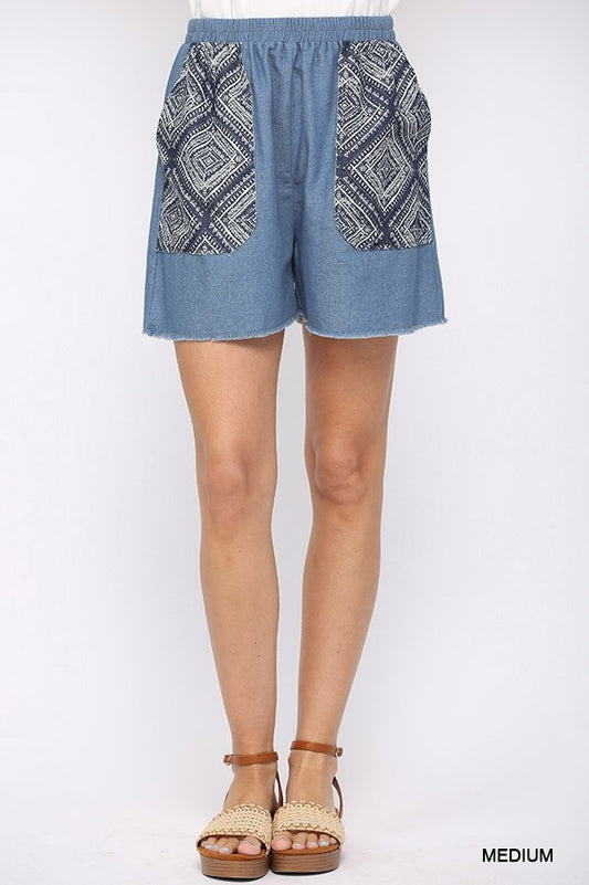 Denim And Print Pockets Elastic Waist Shorts With Raw Hem